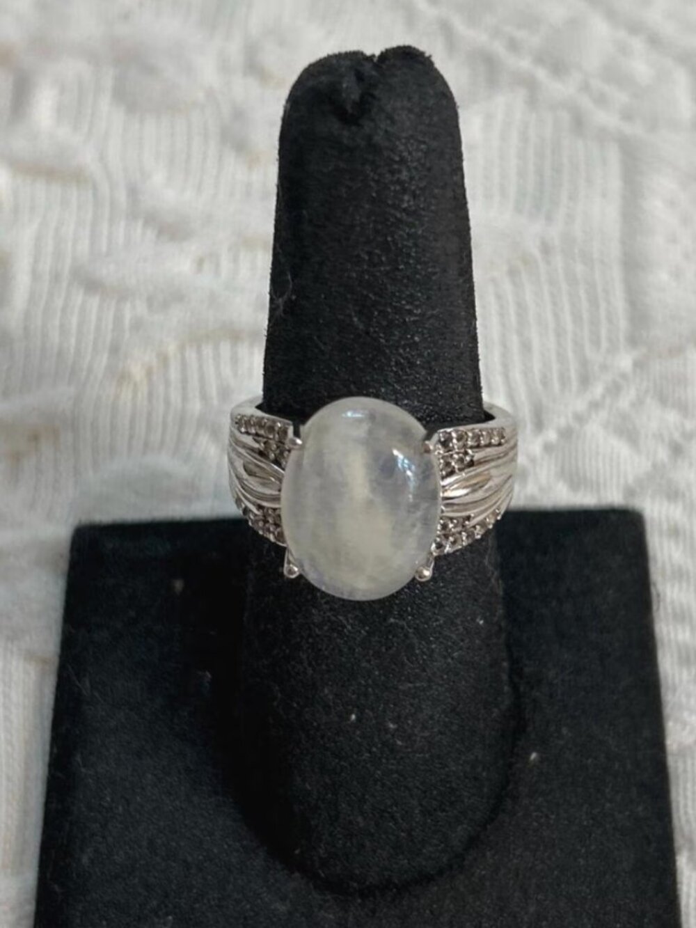 Vintage moonstone sterling ring size 9